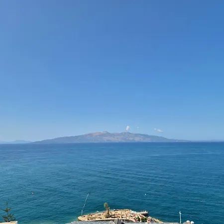 Seahorse Sarandë